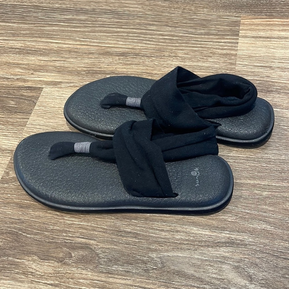 Sanuk Sandals